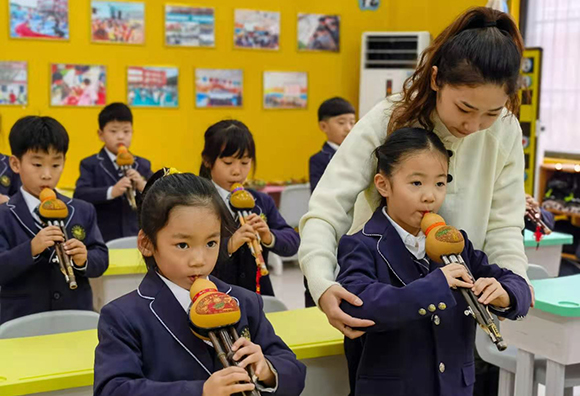 51.幼儿园葫芦丝课.jpg